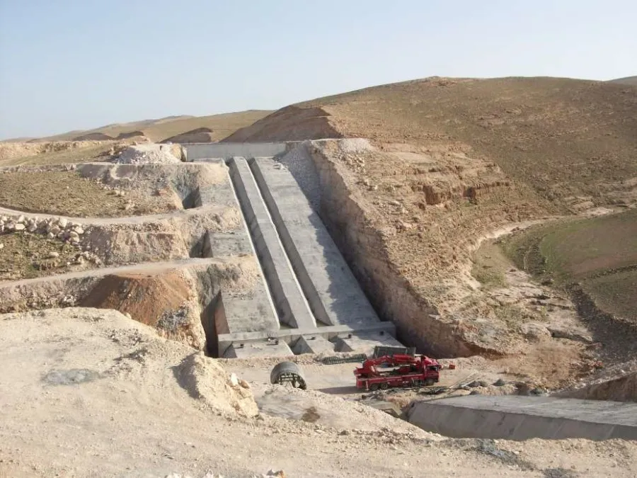 Yukarı Harran Ana Kanal Sifonları