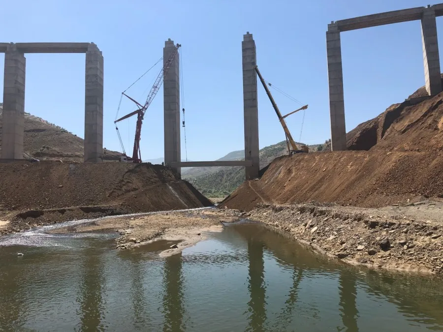 Solhan-Genç Demiryolu Hat Aktarım İşi Prekast Ön Germeli Kiriş İmalat Ve Montajı İşleri