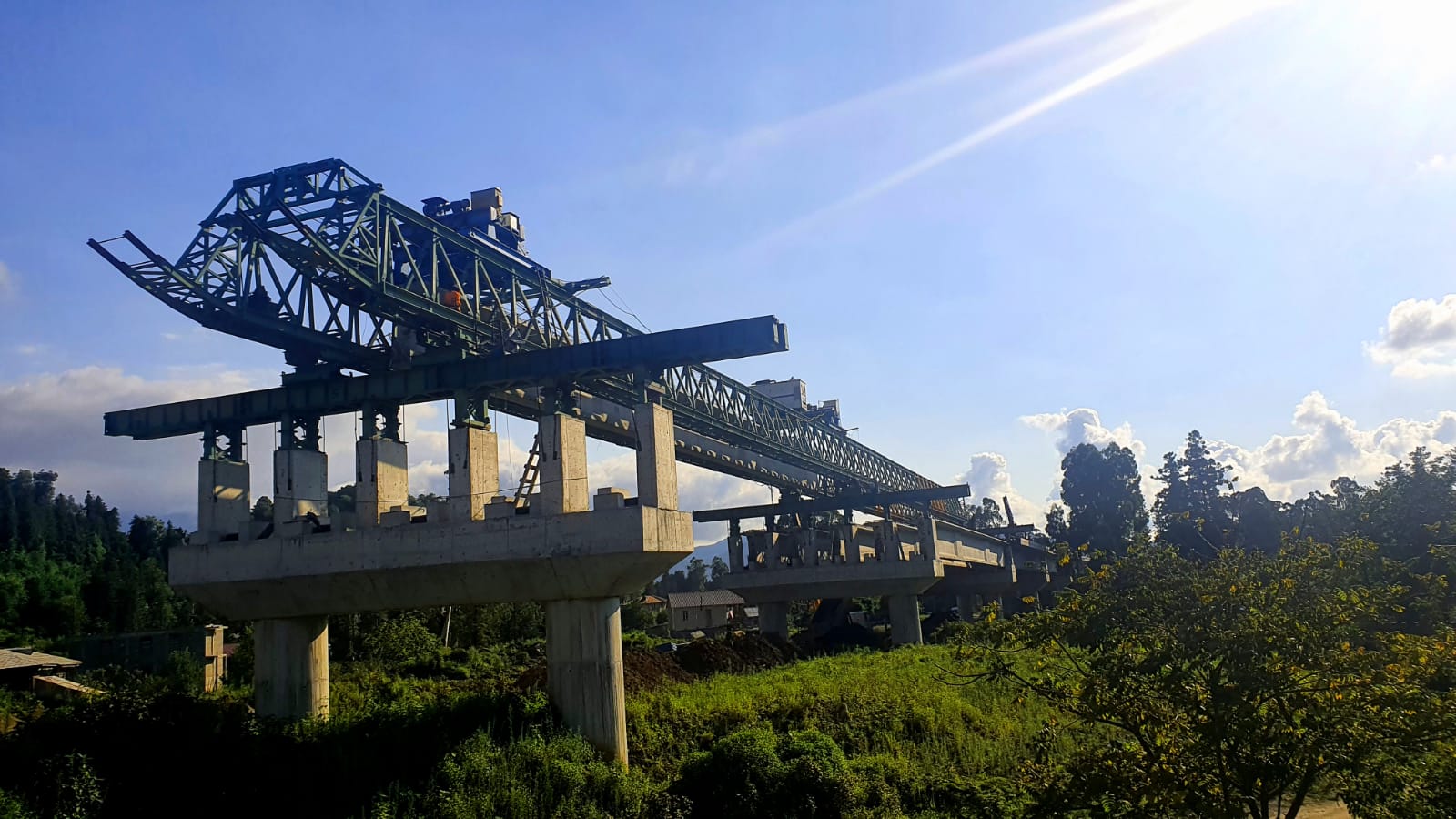 GÜRCİSTAN BATUM BYPASS YOLU PROJESİ KİRİŞ ÜRETİM VE MONTAJI İŞLERİ